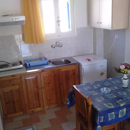 Darzenta Athina * פריבולוס